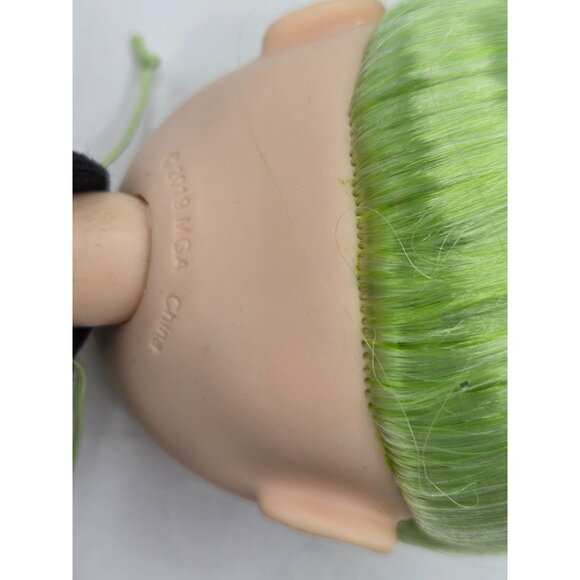 Rainbow High Fantastic Fashion Doll Jade Hunter Green Playset with 2 Outfits & F - Picture 7 of 8